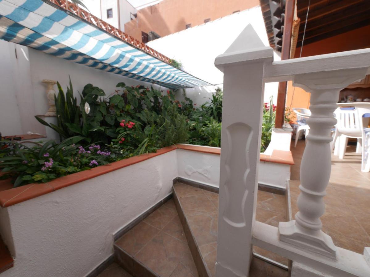 Casa *